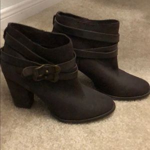 Reba booties